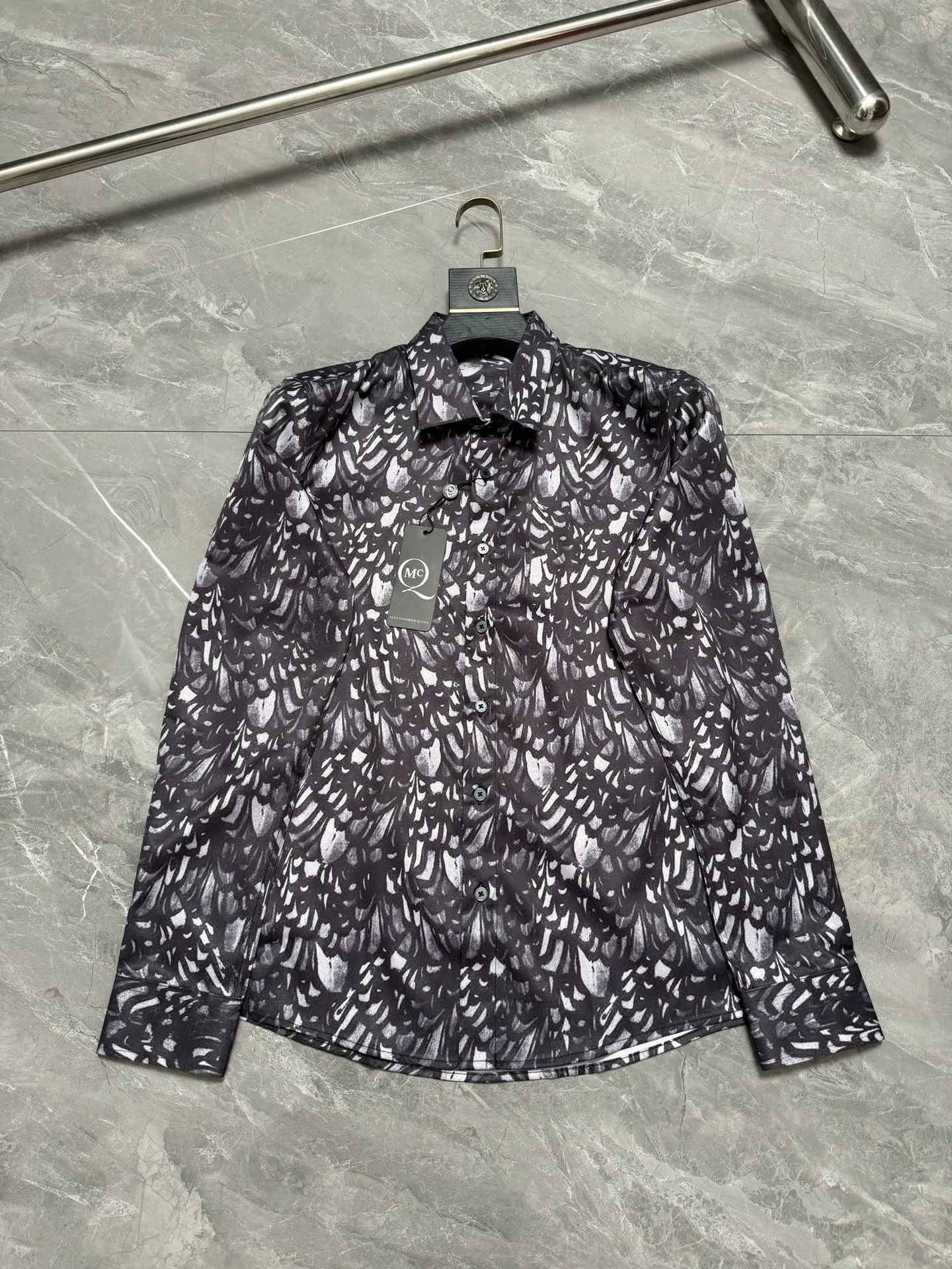Alexander Mc Quee · Sizes：38.39.40.41.42